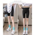 【COD yoga shorts for women jogging shorts cycling shorts Yoga Pants Slimming Fitness Shorts Highwaist Training Shorts. 