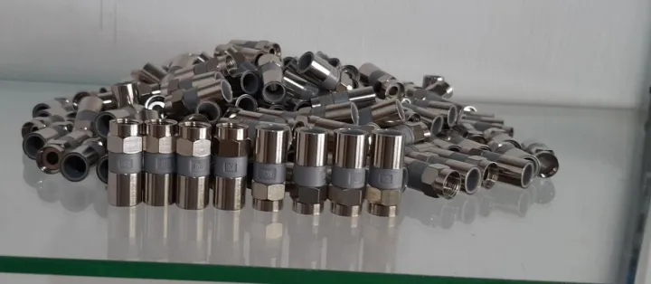 F%20Connector%20RG6%20Coax%20Coaxial%20Adapter%20Plug%20for%20TV,%20Satellite%20&%20Cable%20TV%20(25%20Pcs%20in%201%20Pack)%20-%20Image%208