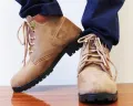 Ankle Boot Style Men’s & Women’s Travel Safety Fashion Casual Light Brown Free Socks Lace Shoes. 
