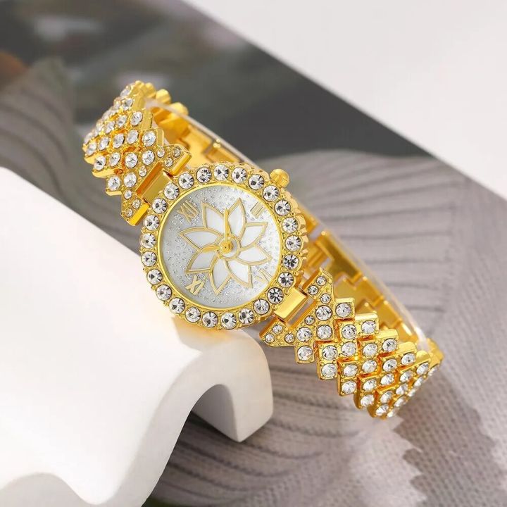 Fashionable%20Women's%20Jewelry%20Set:%205PCS%20-%20Watch,%20Rhinestone%20Quartz%20Watch,%20Crystal%20Necklace,%20Earrings,%20Ring%20-%20Image%203