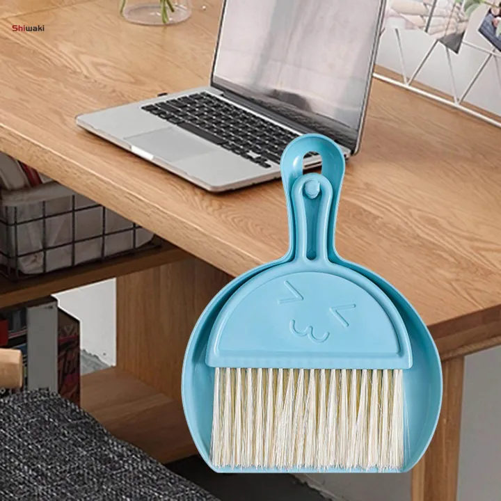 Mini%20Dustpan%20and%20Brush%20Set%20Table%20Cleaning%20Brush%20for%20Home%20Desk%20Keyboard%20-%20Image%208