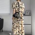 【WEJA】Women French Style Vintage Elegant Round Neck Puff Sleeve Loose Mid-lengh A-lineBlack Floral Dress. 