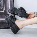 【ZIME】2024 Summer New Thick Bottom Platform Heel Korean Style Slippers Outdoor Women's Sandals Fashion Women's Slippers Women's Shoes Fashion Shoes. 