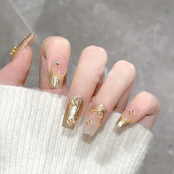 10%20pieces/pack%20C11-C26%20Metal%20Alloy%20Brand%20logo%20Nail%20Art%20Gold%20and%20Silver%20Pearl%20Professional%20decorative%20nail%20art%20DIY%20accessories%20-%20Image%203
