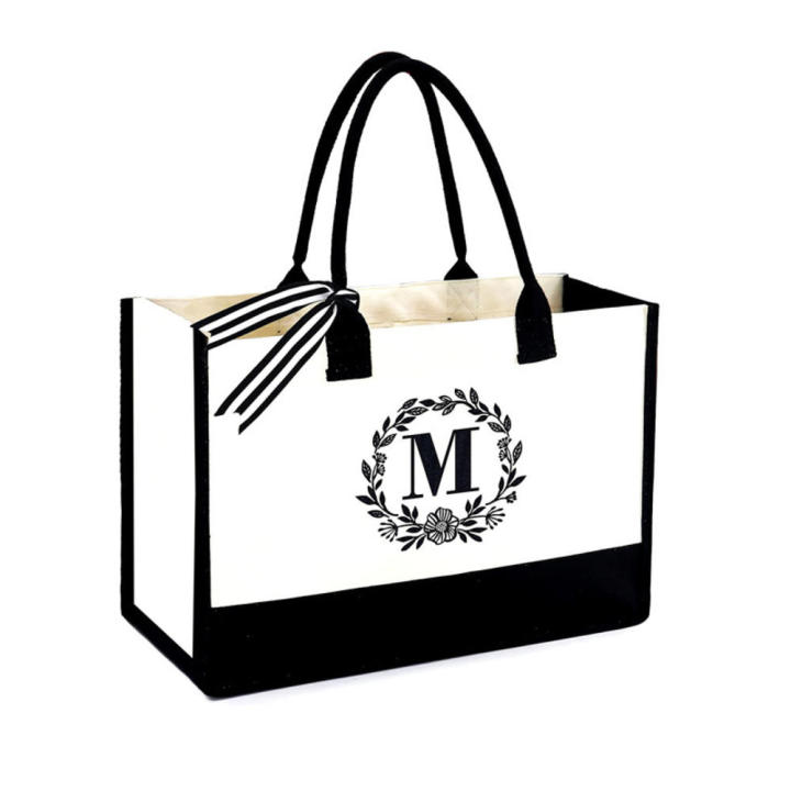 Personalized%20Initial%20Canvas%20Beach%20Bag,%20Monogrammed%20Gift%20Tote%20Bag%20for%20Women%20-%20Image%208