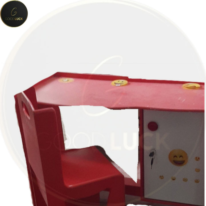 Baby%20Desk%20,%20Chair%20As%20Free%20pink%20&%20blue%20-%20Image%203