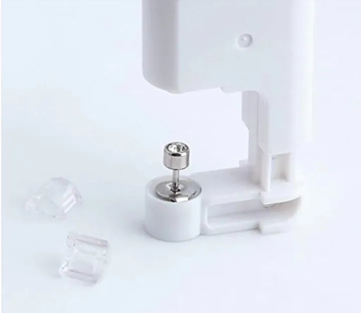 Disposable%20Sterile%20Ear%20Piercing%20Gun%20Kit%20Choose%20Design,%20No%20Pain%20Piercing%20Tool%20Machine%20for%20Tragus%20and%20Helix%20Piercing%20-%20Image%205