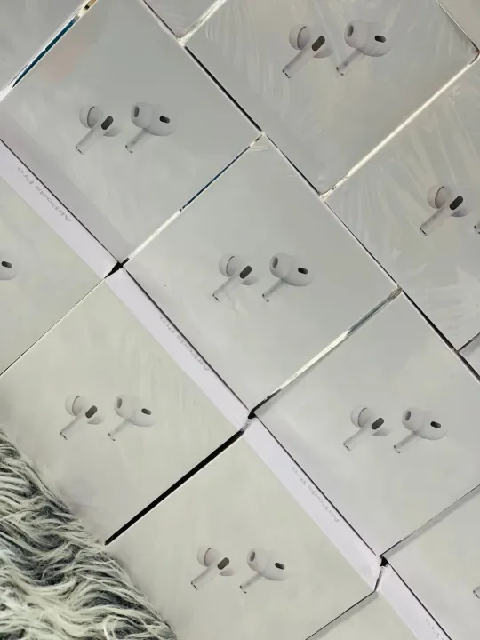 Air%20Ear%20Pods%20Pro%20with%20Wireless%20Charging%20Case%20Headset%20Earphones%20Headphones%20earphones%20headset%20for%20iOS%20&%20All%20Mobile%20Phone%20-%20Image%207