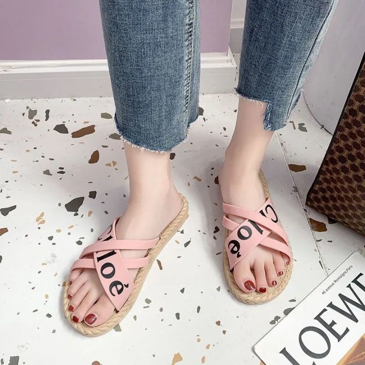 New%20Slippers%20Women's%20Summer%20Wear%20Fashionable%20All-Matching%20Korean%20StyleinsOnline%20Red%20Bear%20Bottom%20Beach%20Fashion%20Women's%20Slippers%20-%20Image%208