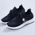 Women's flying white shoes leisure sports running tide shoes girls new spring and autumn. 