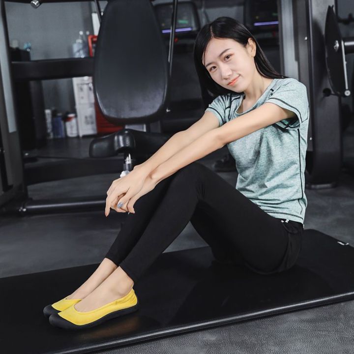 Outdoor%20Indoor%20Comprehensive%20Training%20Shoes%20Female%20Cloth%20Shoes%20Soft%20Bottom%20Non-Slip%20Yoga%20Shoes%20Rope%20Skipping%20Special%20Gym%20Treadmill%20Shoes%20-%20Image%203