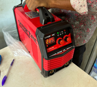 Smartec%20Digital%20Circuit%20Welding%20Machine%20250%20MMA%20HOT%20-%20Image%204