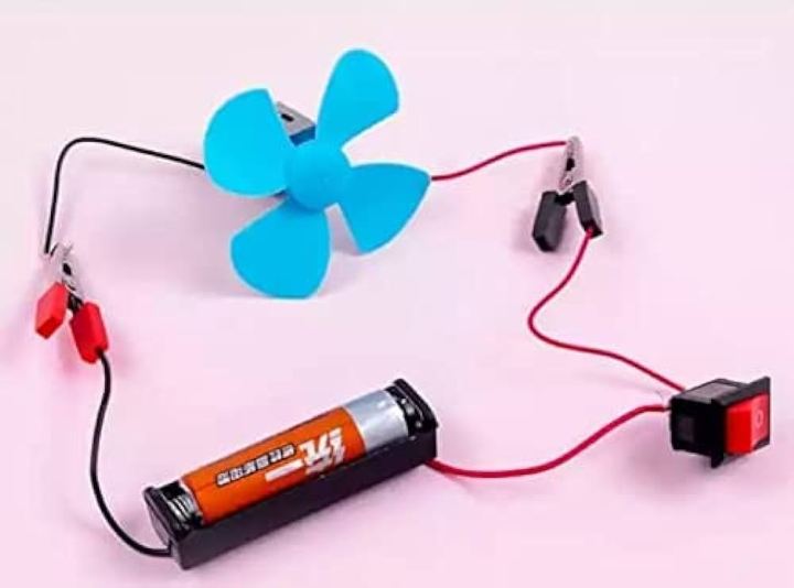 Science%20School%20Projects%20Experiment%20Kits%20/%20Fan%20Light%20Bulb%20and%20Motor%20Electric%20Circuit%20Set%20-%20Image%204