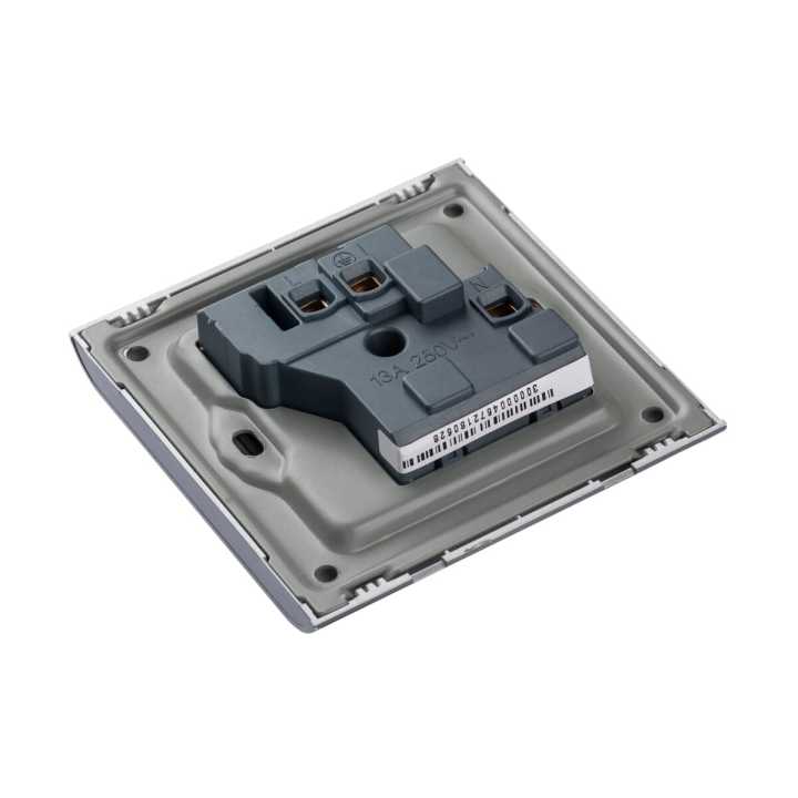 Modular%20Black%2013%20Amp%20Socket%20Outlet%20with%20Neon%20-%20Image%203