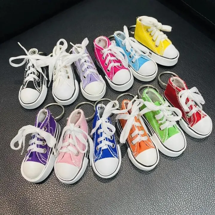 3D%20Canvas%20Sneaker%20Tennis%20Shoe%20Keychain%20Blue%20Pink%20Black%20White%20Sports%20Shoes%20Keyring%20Bag%20Ornaments%20Car%20Trinket%20Keyring%20Accessories%20-%20Image%203