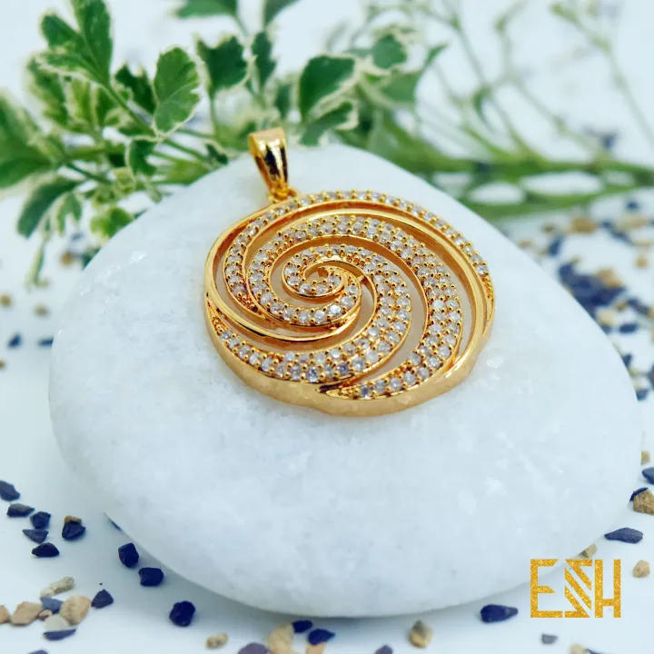 Gold%20Plated%2018/24%20Inch%202.5mm%20Singapore%20square%20fox%20chain%20with%20Big%20Derana%20Pendant%20-%20Image%206