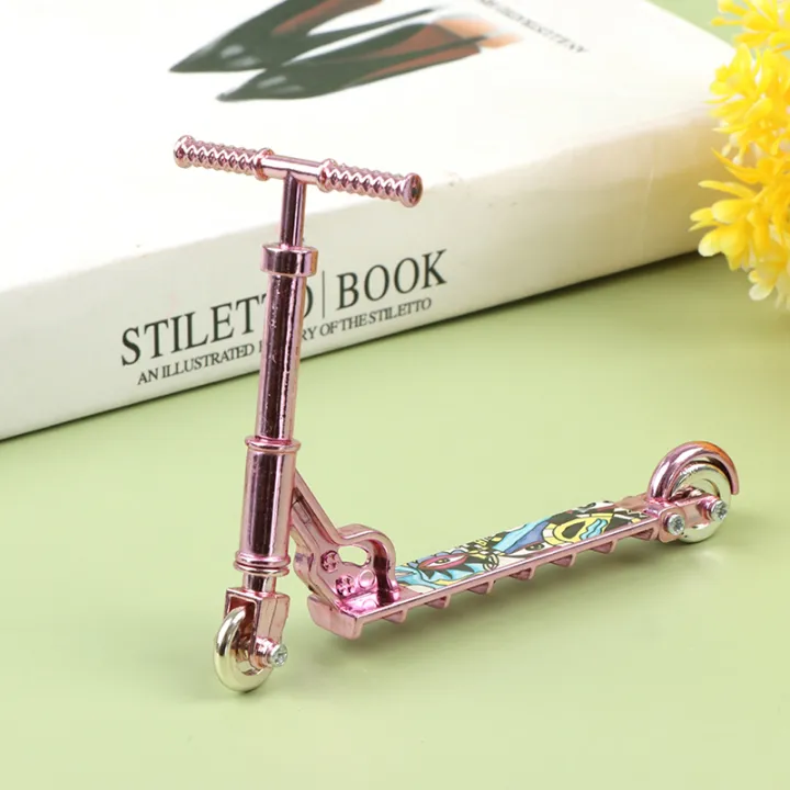 Mini%20Scooter%20Child%20Educational%20Toy%20Finger%20Scooter%20Bike%20Skateboard%20Fingerboard%20-%20Image%203