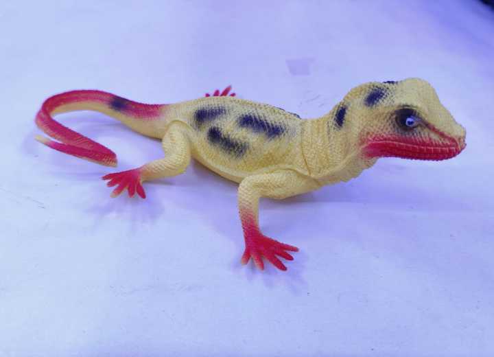 Hard%20Rubber%20Realistic%20Lizard%208-9"%20Toys%20Animal%20Figurines%20Figures%20Educational%20Toys%20for%20Kids%20Children%20Toddlers%20-%20Image%203