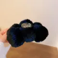 TS South Korea ins cute plush ball grab clip 2023 autumn and winter new shark clip oversized hairpin hair accessories wholesale. 