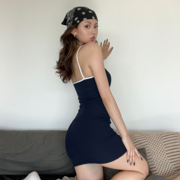 Sexy%20Backless%20Spaghetti%20Straps%20Dress%20Women's%20Summer%20Pure%20Sweet%20Hot%20Girl%20Waist-Controlled%20Slim%20Fit%20Slimming%20Sheath%20Sleeveless%20Short%20Skirt%20-%20Image%204
