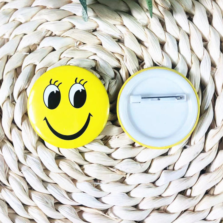 Smiling%20Face%20Name%20Tag%20Brooch%20Children's%20Activity%20Badge%20Smile%20Expression%20Badge%20School%20Award%20Primary%20School%20Gift%20Prize%20-%20Image%205