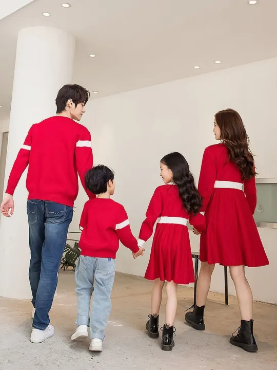 Red%20Knitted%20Dress%20Women%202024%20Autumn%20New%20Slim-Fit%20Slimming%20Elegant%20High-Grade%20Hepburn%20Style%20Little%20Red%20Dress%20-%20Image%205