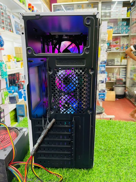 V8%20White%20Casing%20-%20Image%205