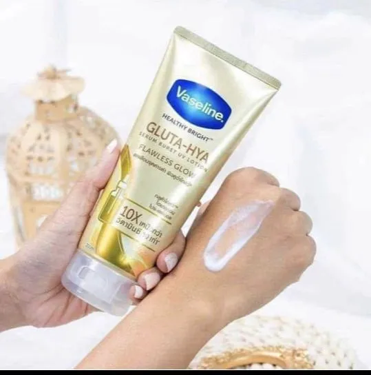 Vaseline%20healthy%20bright%20GLUTA%20%20-%20AHA%20%20serum%20burst%20lotion%20-%20Image%202
