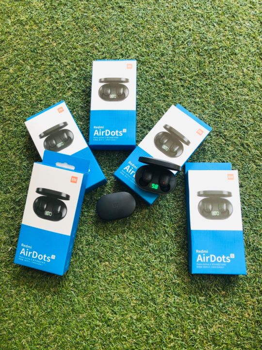 Xiaomi%20Mi%20Redmi%20Airdots%20wireless%20earbuds%20-%20Image%205