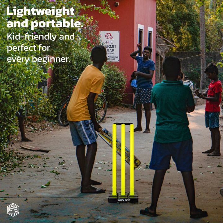 Boldfit%20Cricket%20Stumps%20with%20Stand%20Cricket%20Kit%20Plastic%20Wickets%20for%20Cricket%20Standard%20Wickets%20for%20Cricket%20Ground,%20Match,%20Tournament%20Stump%20with%20Stand%20&%20Bails-%20Fluorescent%20Green%20-Plastic%20Wickets%20Set%20NUZ%20-%20Image%205
