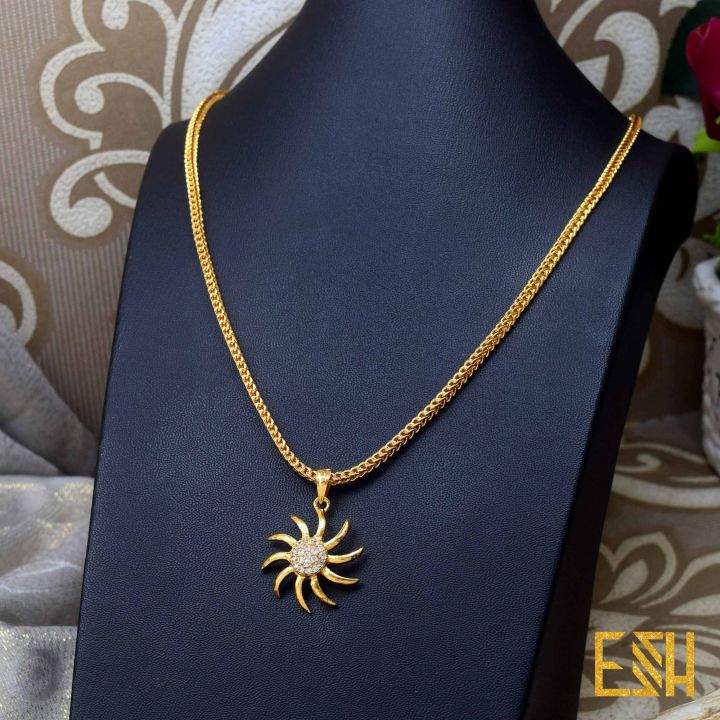 Gold%20Plated%2018/24%20Inch%202.5mm%20Singapore%20square%20fox%20chain%20with%20Sun%20Pendant%20chain%20for%20women%20-%20Image%205