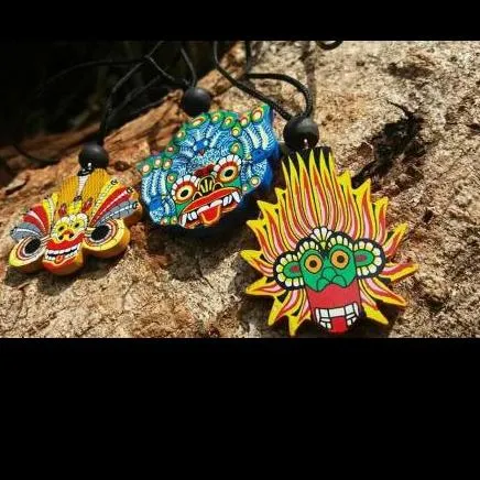 Sri%20Lankan%20Hand%20Made%20Hand%20Paint%20Mask%20Necklace%20Collectable%20HandCraft%20-%20Image%205