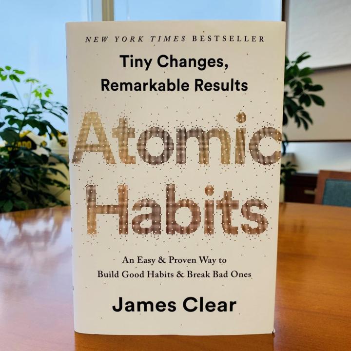 Atomic%20Habits:%20An%20Easy%20and%20Proven%20Way%20to%20Build%20Good%20Habits%20and%20Break%20Bad%20Ones%EF%BC%8CJames%20Clear%20-%20Image%202