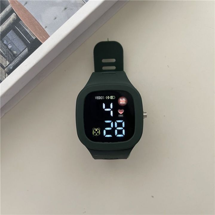 Unicorn%20Square%20Watch%20for%20Women,%20Simple%20and%20Elegant%20Sports%20Electronic%20Watch%20for%20High%20School%20Girls%20and%20Boys%20-%20Image%209