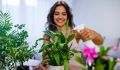 Spray Bottle Plastic Watering Flowers Water Hand Spray For Salon Plants 1Liter. 