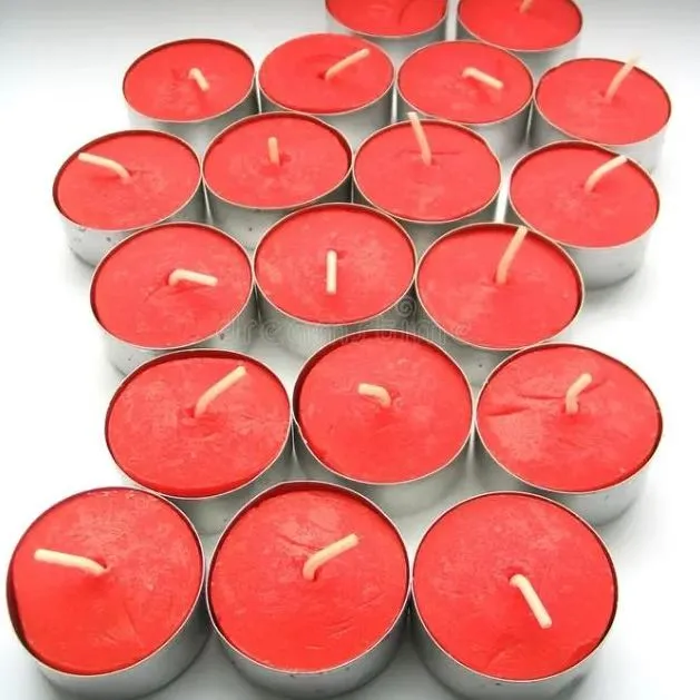 Floating%20candles%20red%20and%20white%20(10%20pcs)%20-%20Image%202