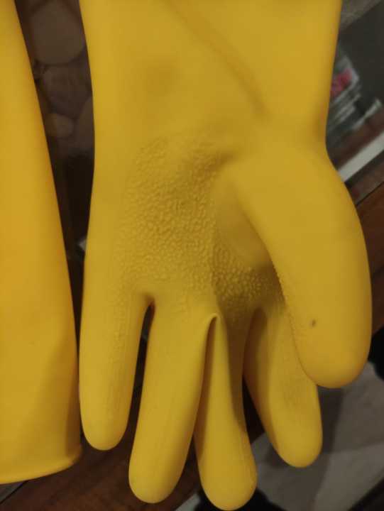 Elbow%20Hand%20Gloves%20-%20Yellow,%20Rubber%20Hand%20Protection%20Gloves%20-%20Image%203
