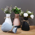 Nordic Imitation Ceramic Flower Vase Flower Hydroponic Pot Vase Home Desk Decorative Vases For Flowers Plant Wedding Decorations Conbo. 