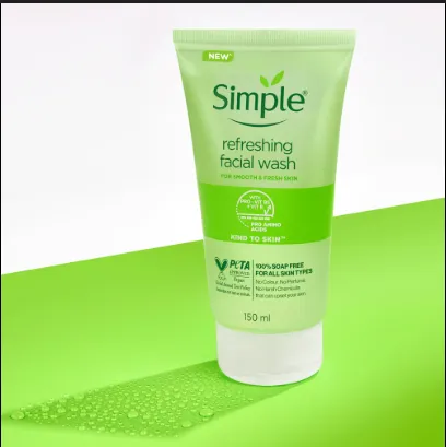 Simple%20Refreshing%20Face%20Wash%20100ml%20-%20Image%202