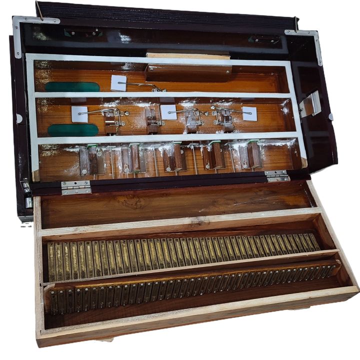 Indian%20Harmonium%20Nanda%20Brand%20Suitcase%20Model%202%20Set%20Safari%20Double%20Reed%20Teak%20Wood%20(Made%20With%20Premium%20Quality%20Reeds)%20indian%20serpina%20indian%20harmonium%20piano%20keyboard%20traditional%20instrument%20-%20Image%2010