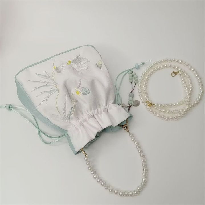 National%20Style%20New%20Portable%20Satin%20Crossbody%20Han%20Chinese%20Clothing%20Bag%20Pearl%20Chain%20Ancient%20Style%20Woven%20Belt%20Flash%20Bright%20Silk%20Embroidery%20Bag%20Drawstring%20Bag%20-%20Image%207