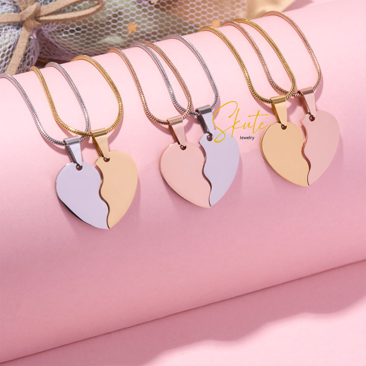 Skute%20Jewelry%202pcs%20Custom%20Engraved%20Glamorous%20Titanium%20Anti%20Rust%20Heart%20Shape%20Necklace%20Stainless%20Steel%20Necklace%20Snake%20Chain%20Personalized%20Jewellery%20Customzed%20Gift%20with%20Name%20Swimming%20Necklace%20for%20Women%20Men%20-%20Image%204
