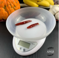Digital Kitchen Scale With Bowl. 