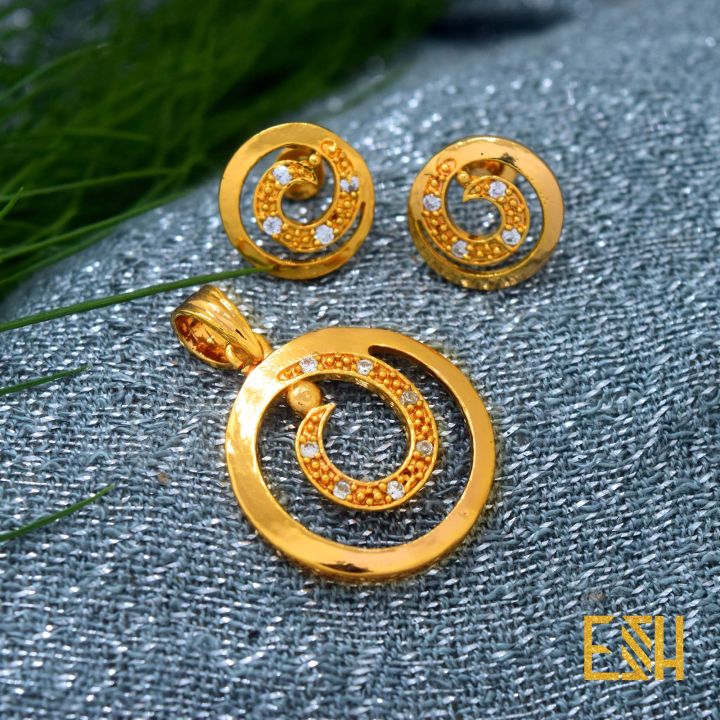 Overlapping%20derana%20Circle%20Pendant%20with%20Earrings%20Kolczyki%20Damskie%20Party%20Wedding%20Send%20it%20as%20a%20gift%20or%20keep%20it%20as%20a%20lovely%20collection%20-%20Image%203