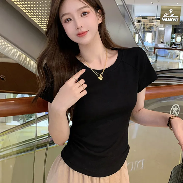 Fashionable%20Hot%20Girl%20Short%20T-shirt%202025%20Summer%20New%20Style%20Back%20Hollow%20Design%20Slim%20Pleated%20Waist%20Short-sleeved%20Top%20-%20Image%204