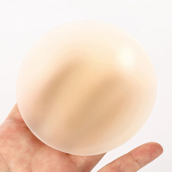 Round%20Silicone%20Reusable%20Nipple%20Covers%20for%20Women%20and%20Men,%202%20Pieces,%20Beige%20-%20Image%204