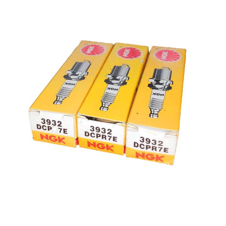 Spark Plug For Alto Car NGK DCPR7E 3 Pcs
