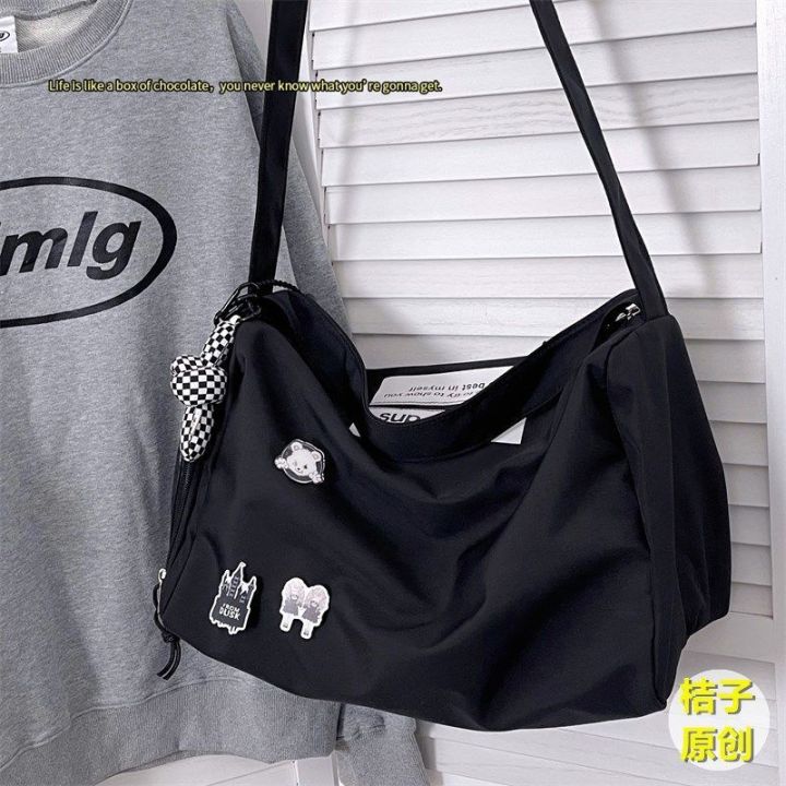 Messenger%20Bag%20Versatile%20Handheld%20Travel%20Bag%20Japanese%20Girl%20South%20Korea%20Trend%20ins%20Large%20Capacity%20Men's%20Gym%20Bag%20Sports%20Style%20-%20Image%202