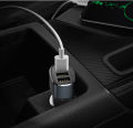 MCDODO 5V 5.2A Three USB ports car charger. 