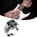 Sunny Creative Alloy Scorpio Relief Men Ring Silver Wedding Band Jewelry Accessory for Anniversary. 